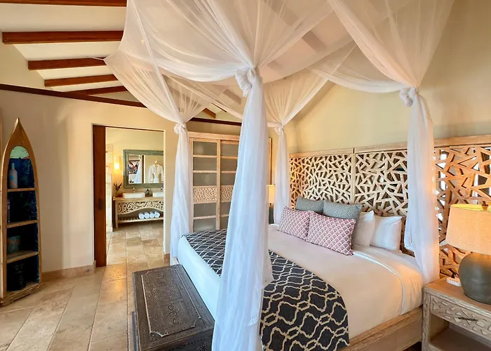 Hotel Casa Chameleon Catalinas - Adults Only 4*